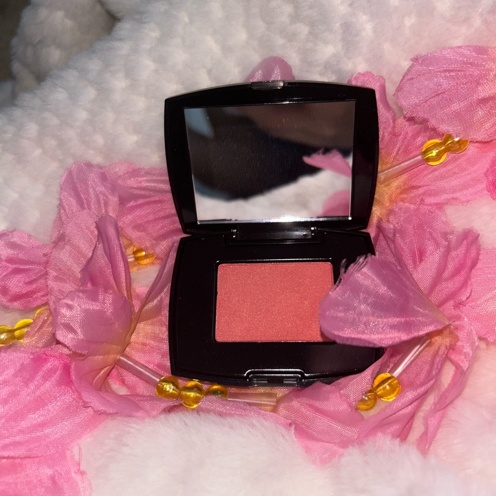 💓💓Lancome Delicate Powder Blush (541 Make it Pop)💓💓